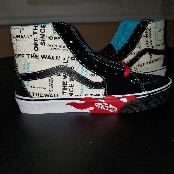 Van's Off the Wall. - Picture 2 of 7